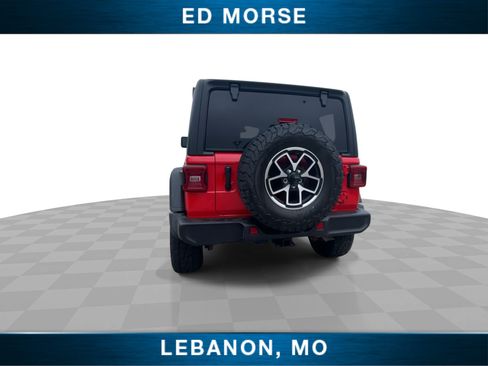 Used 2025 Jeep Wrangler Unlimited Rubicon AWD/4WD image 6