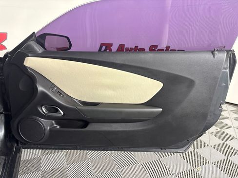 Used 2015 Chevrolet Camaro SS RWD image 36