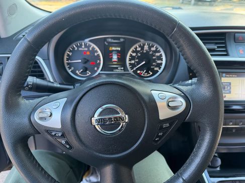 Used 2017 Nissan Sentra SR Turbo w/ SR Turbo Premium Package image 16