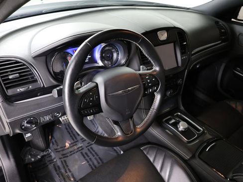 Used 2023 Chrysler 300 C RWD image 22