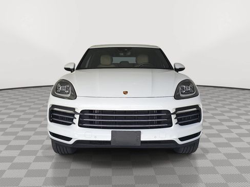Used 2023 Porsche Cayenne w/ Premium Package AWD/4WD image 3