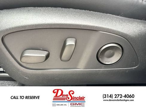 New 2026 GMC Acadia Denali w/ Super Cruise Package FWD image 12