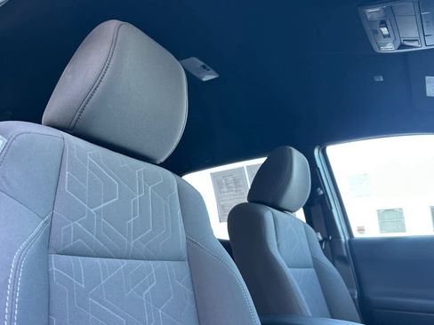 Used 2019 Toyota Tacoma TRD Sport image 17