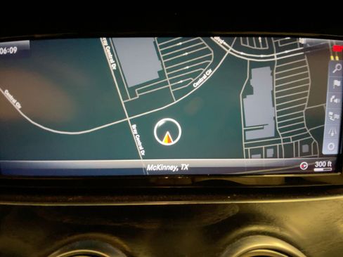 Used 2018 Mercedes-Benz E 300 4MATIC image 21