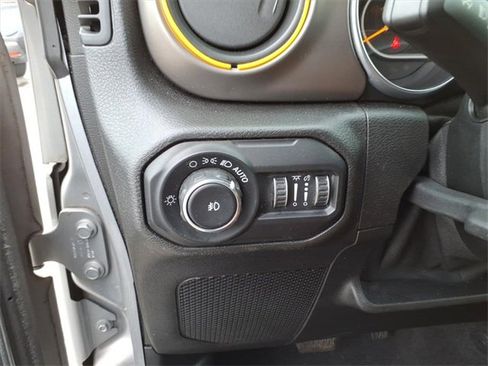 Used 2020 Jeep Wrangler Unlimited Sport S image 16