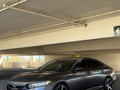 Used 2018 Honda Accord LX image 1