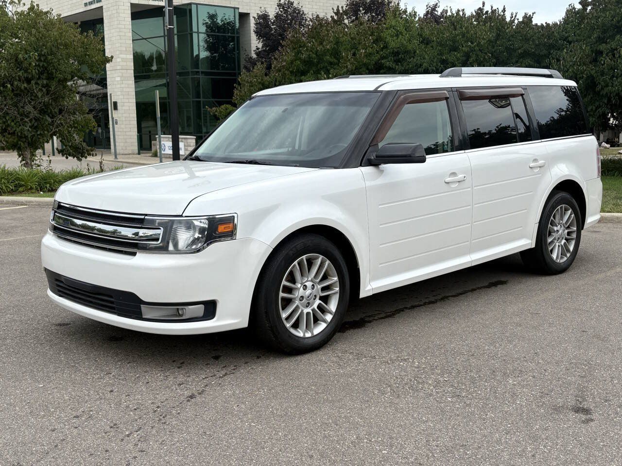 Used 2013 Ford Flex SEL w/ Class III Trailer Tow Pkg AWD/4WD image 1
