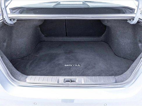 Used 2025 Nissan Sentra SV FWD image 21