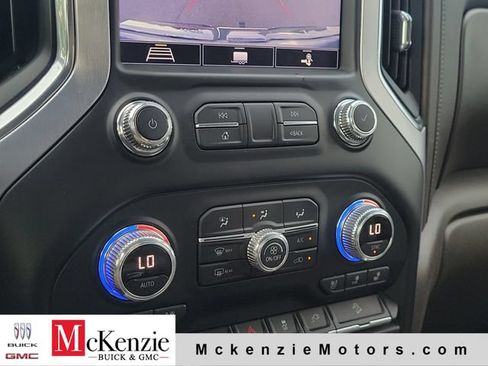 Used 2020 GMC Sierra 1500 SLT w/ SLT Premium Plus Package AWD/4WD image 17
