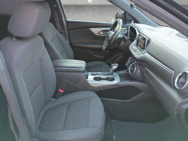 Used 2021 Chevrolet Blazer LT FWD image 24