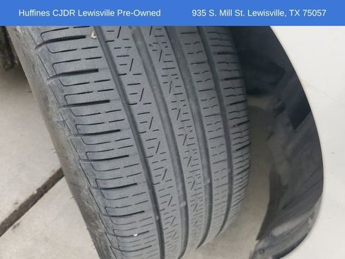 Used 2017 BMW 330i Sedan image 2