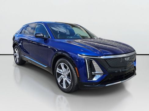 Certified 2024 Cadillac Lyriq Tech RWD image 10