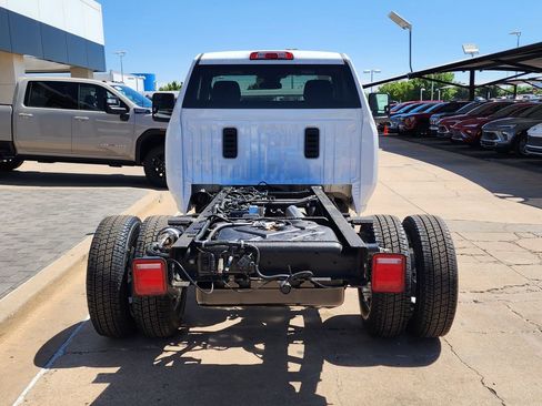 New 2026 GMC Sierra 3500 Pro AWD/4WD image 4