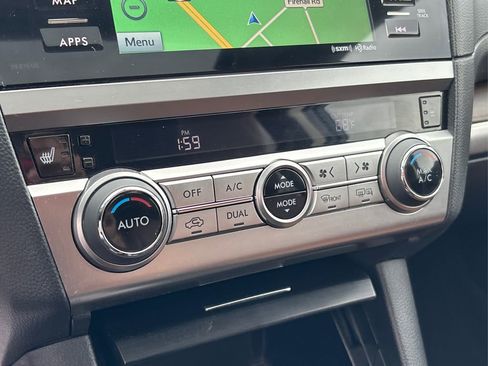 Used 2017 Subaru Outback 2.5i Touring image 33