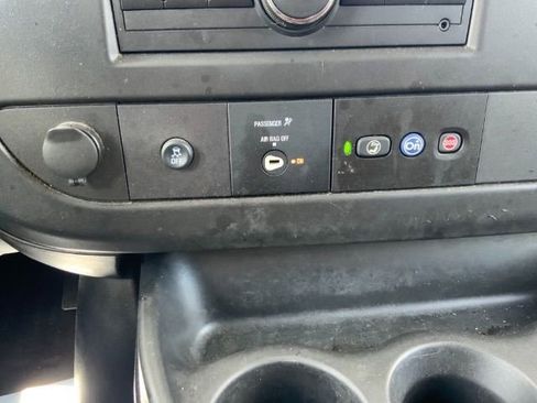 Used 2019 Chevrolet Express 2500 w/ Driver Convenience Package image 25