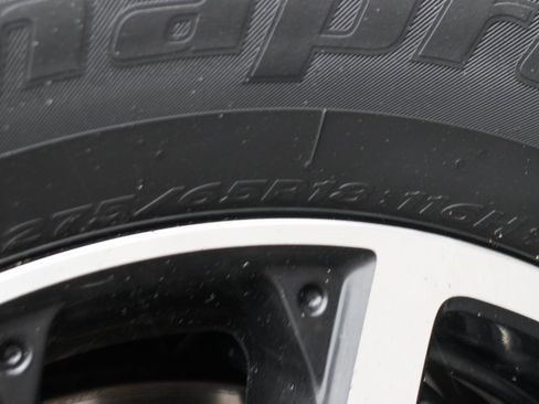 Used 2015 Toyota Tundra SR5 w/ TRD Off Road Package image 41