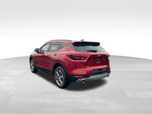 Used 2024 Chevrolet Blazer LT w/ Convenience Package image 3