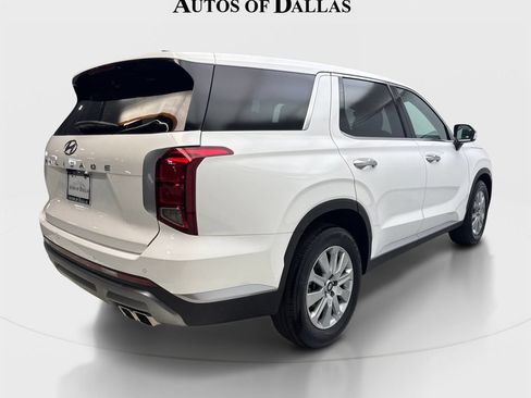 Used 2025 Hyundai Palisade SE FWD image 6