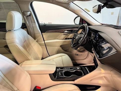 Certified 2022 Buick Envision Avenir w/ Technology Package II image 27