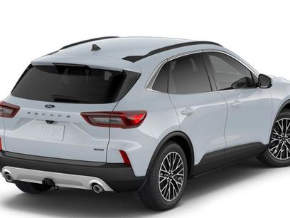New 2026 Ford Escape SE w/ Class II Trailer Tow Package