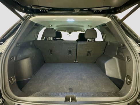 Used 2021 Chevrolet Equinox LT image 30