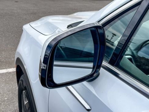 Certified 2023 Kia Sorento EX FWD image 9