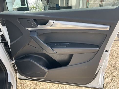 Used 2025 Audi Q5 2.0T Premium image 23