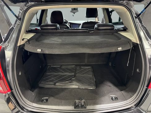 Used 2020 Buick Encore Preferred FWD image 12