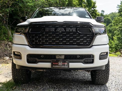 Used 2025 RAM 1500 Big Horn AWD/4WD image 13