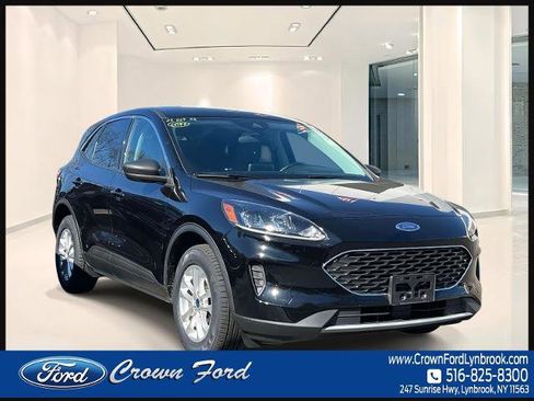 Certified 2022 Ford Escape SE w/ Convenience Package image 1