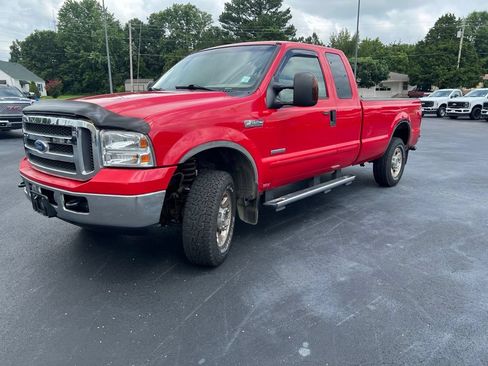 Used 2005 Ford F250 4x4 SuperCab Super Duty image 5