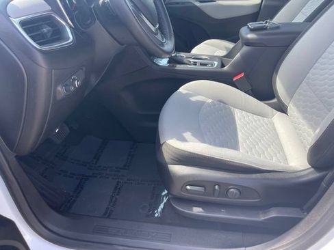 Used 2019 Chevrolet Equinox LT FWD image 5