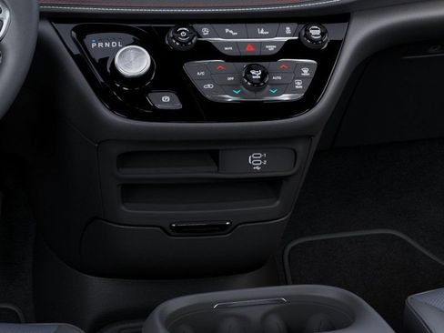 New 2027 Chrysler Pacifica Select FWD image 24