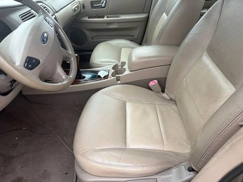 Used 2003 Ford Taurus SEL FWD image 5