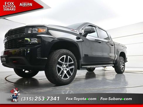 Used 2019 Chevrolet Silverado 1500 Custom Trail Boss w/ Custom Convenience Package AWD/4WD image 24
