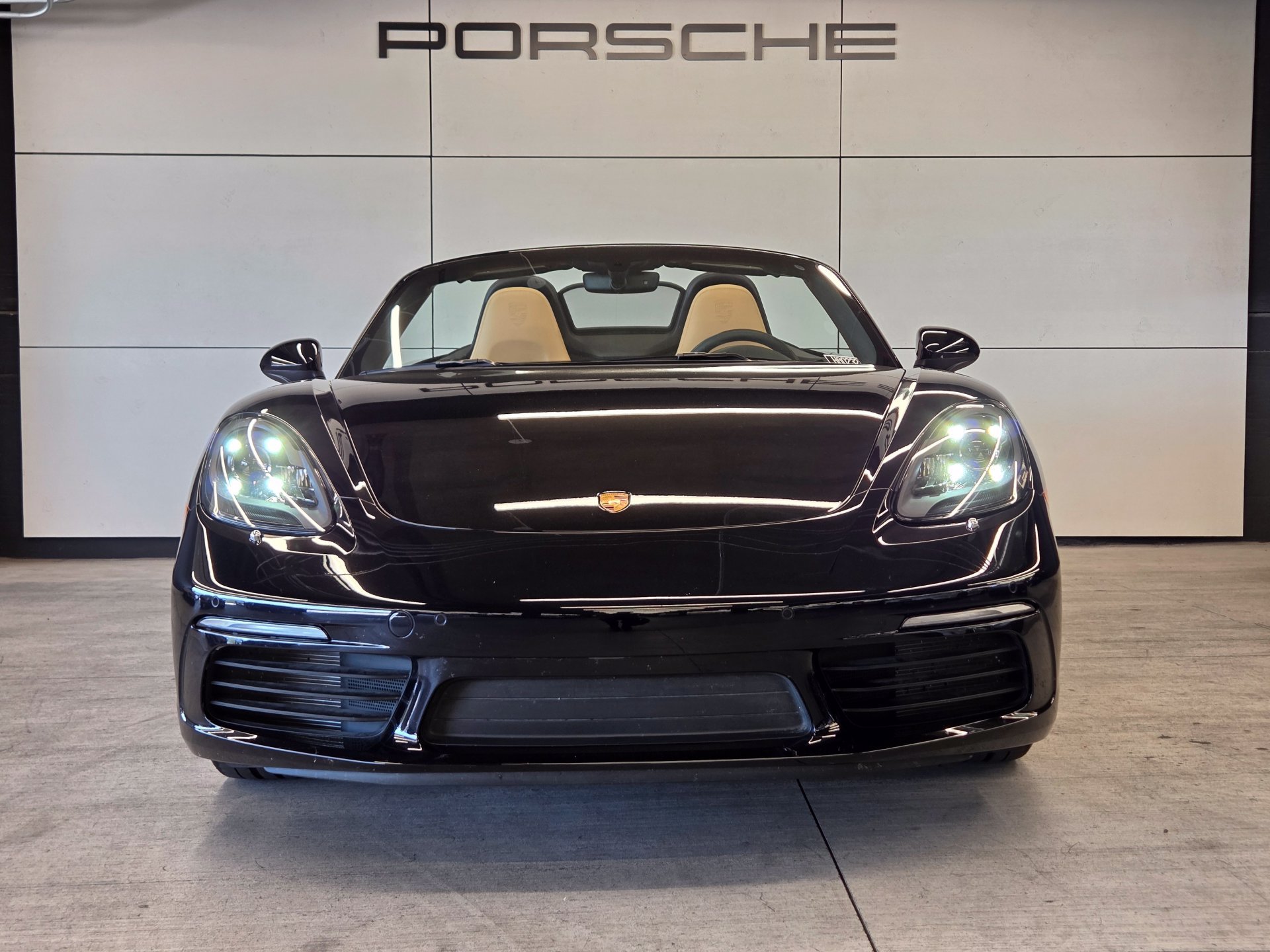 Certified 2023 Porsche 718 Boxster S RWD image 25