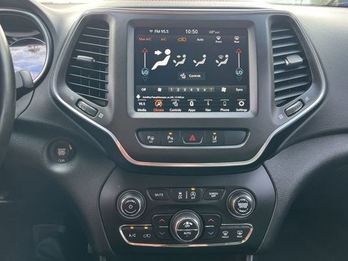 Used 2021 Jeep Cherokee Trailhawk w/ Sun, Sound & Nav Group image 22