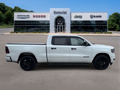 Used 2024 RAM 1500 Laramie AWD/4WD image 7