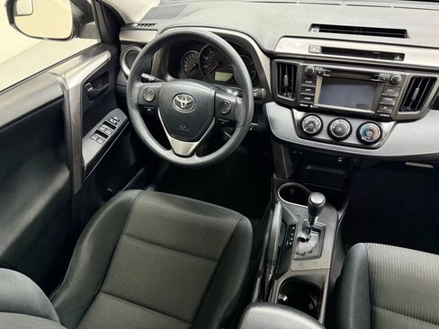 Used 2016 Toyota RAV4 LE FWD image 27