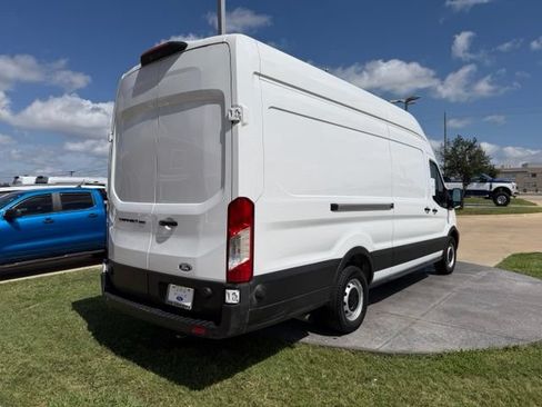 Used 2026 Ford Transit 250 148 High Roof Extended RWD image 5