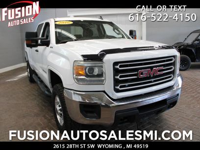 Used 2016 GMC Sierra 2500 4x4 Crew Cab w/ Sierra Convenience Package