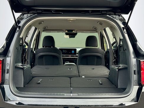 New 2026 Kia Sorento LX FWD image 7