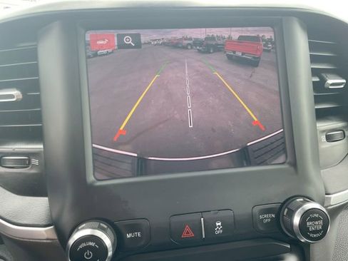 Used 2024 RAM 2500 Big Horn AWD/4WD image 23