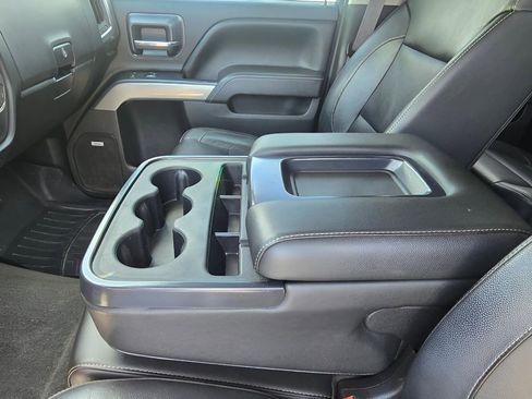 Used 2017 Chevrolet Silverado 1500 LT w/ All Star Edition AWD/4WD image 15