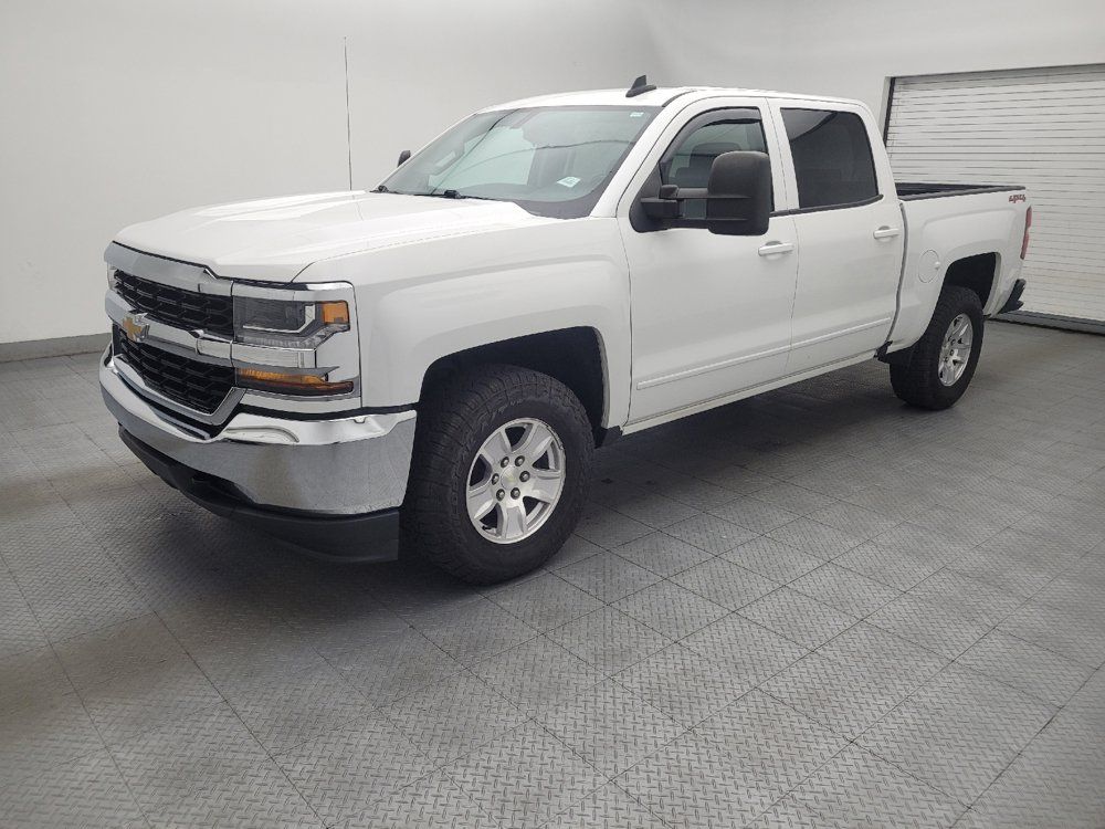 Used 2018 Chevrolet Silverado 1500 LT w/ Trailering Package AWD/4WD image 2