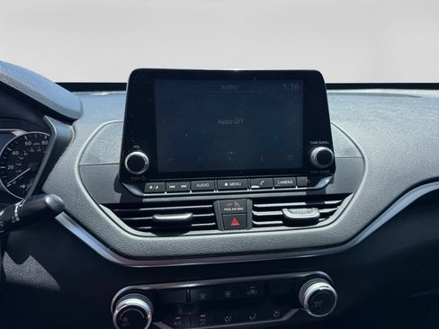 Used 2020 Nissan Altima 2.5 S FWD image 18