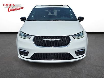 Used 2026 Chrysler Pacifica Limited