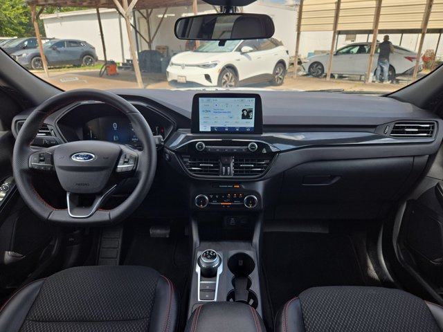 Used 2026 Ford Escape ST-Line FWD image 24