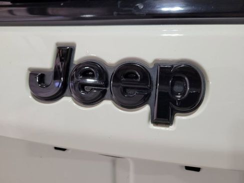 Used 2019 Jeep Compass Altitude image 50