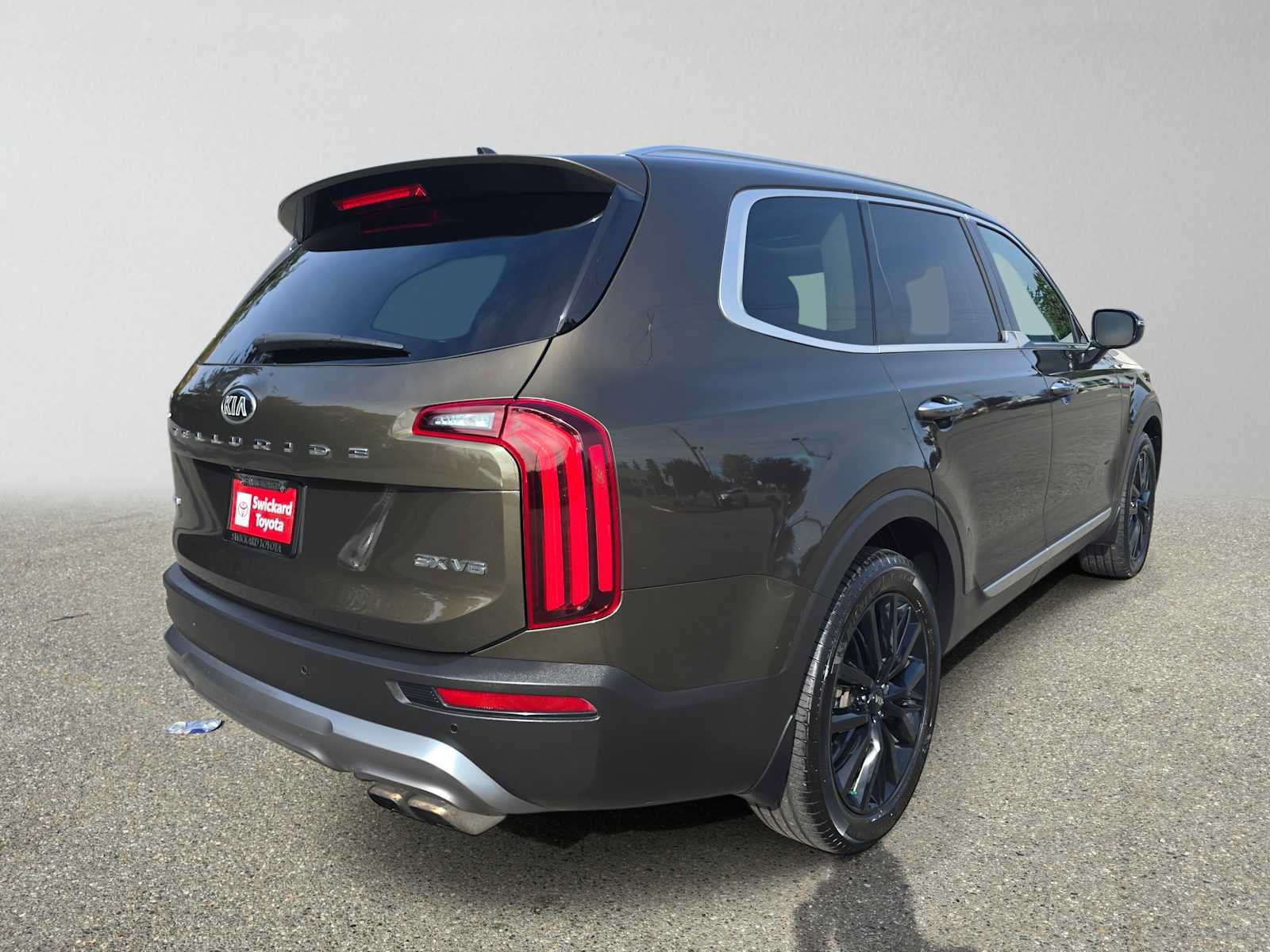Used 2021 Kia Telluride SX w/ SX Prestige Package AWD/4WD image 3